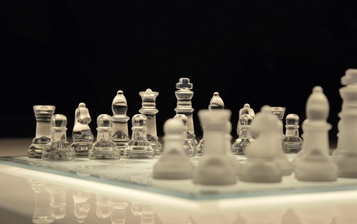 chess, chess pieces, glass, reflection, chess set, chessboard, glass chess set, glass chess pieces, glass chess, glass chessboard, strategy game, board game, chess, chess, chess, chess, chess
