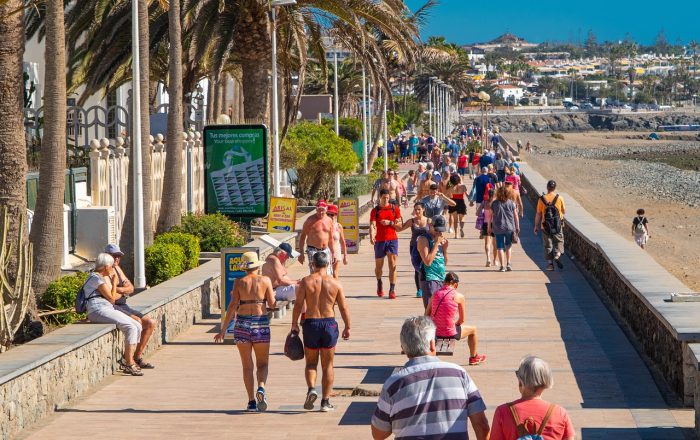 maspalomas, grancanaria, people, beach, vacations, island, sunny, summer, water, pleasure, full, family, nature, lake